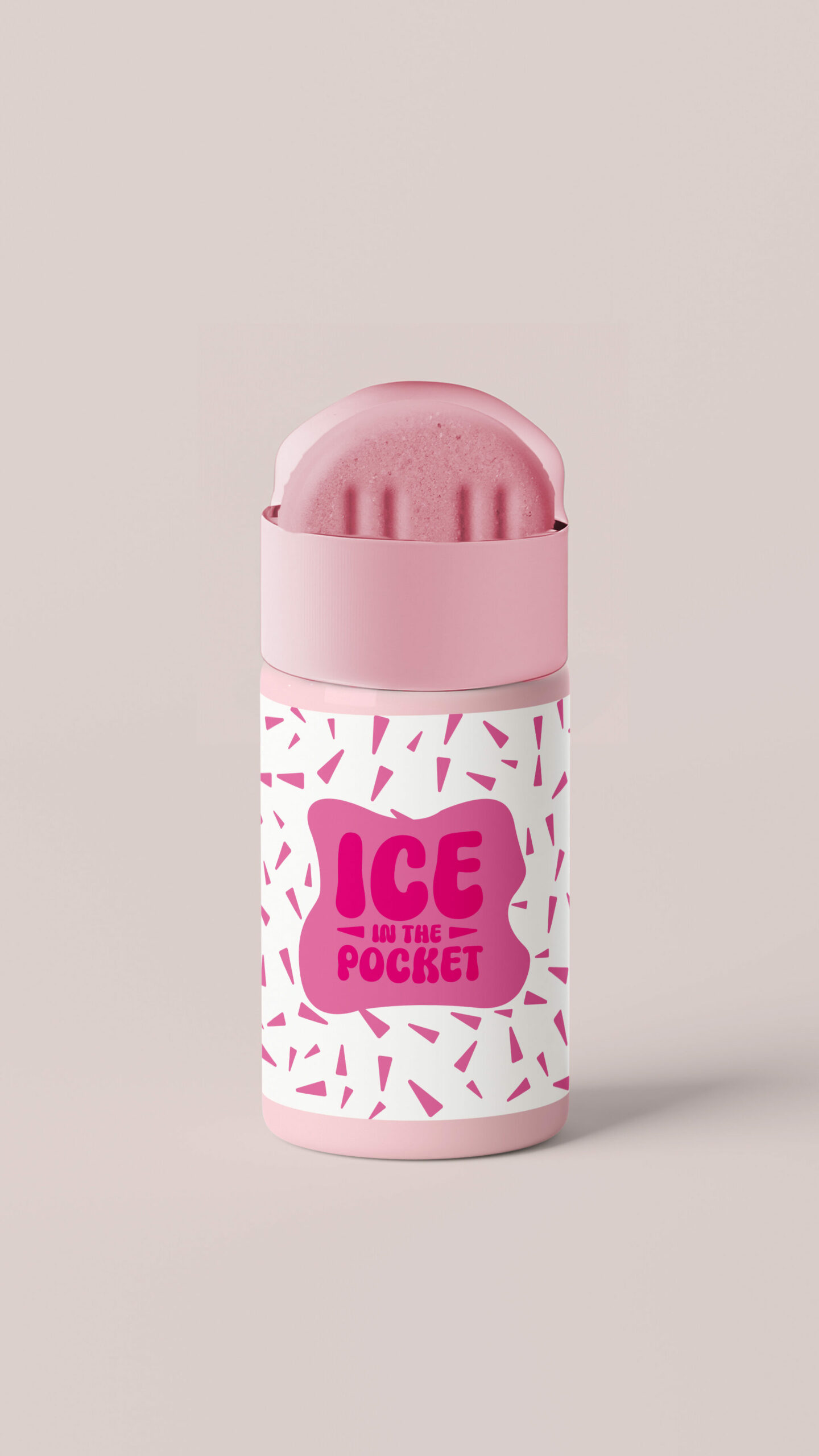 Mockup Ice in the pocket